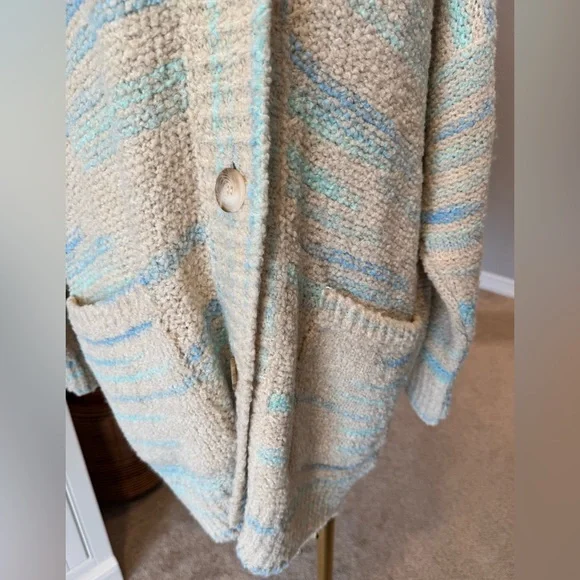 NWT Anthropologie Pilcro Beige and Blue Oversized Cardigan Sweater w/ Pockets - Picture 9 of 11
